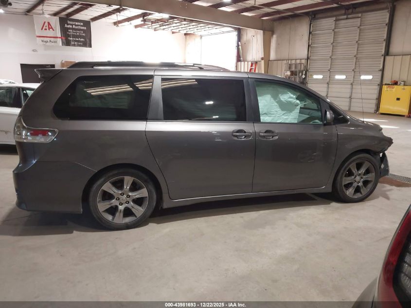 2012 Toyota Sienna Se 8 Passenger VIN: 5TDXK3DC7CS195028 Lot: 43981693