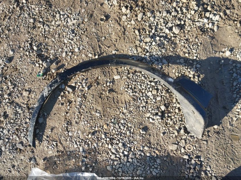 2017 Buick Envision Essence VIN: LRBFXDSA8HD051395 Lot: 43981694