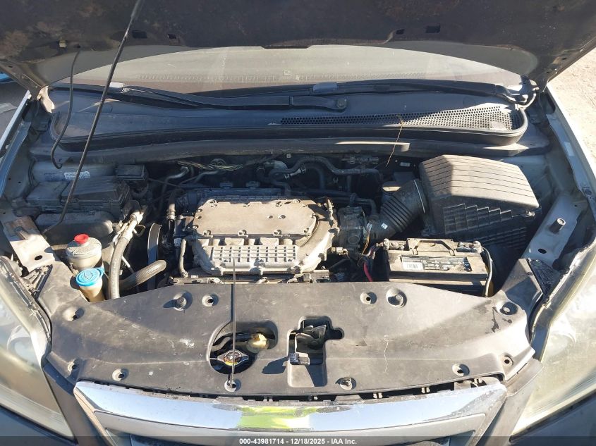 2005 Honda Odyssey Touring VIN: 5FNRL38805B090642 Lot: 43981714