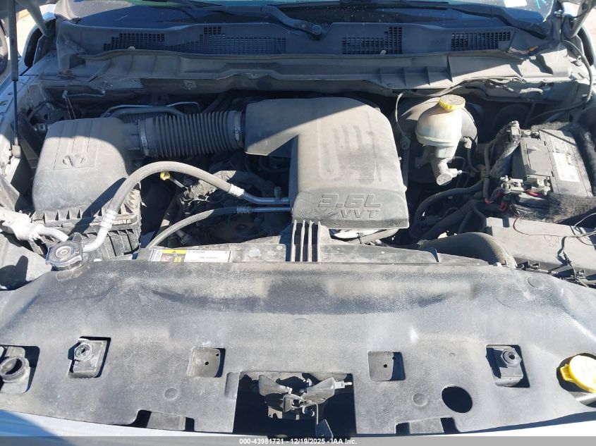 2018 Ram 1500 Express 4X2 6'4 Box VIN: 1C6RR6FG4JS114794 Lot: 43981721