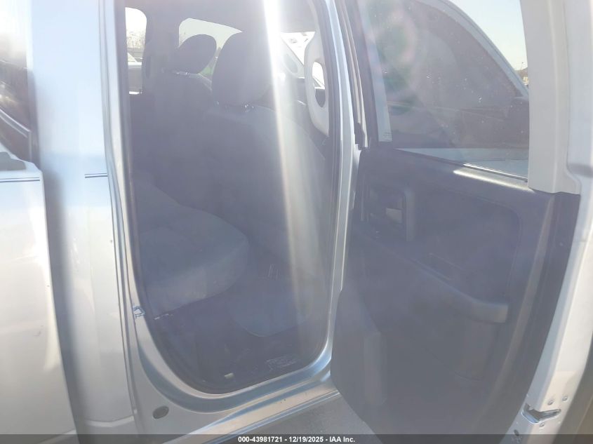 2018 Ram 1500 Express 4X2 6'4 Box VIN: 1C6RR6FG4JS114794 Lot: 43981721