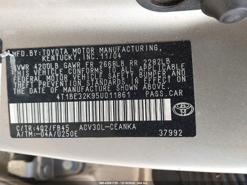 2005 Toyota Camry Le VIN: 4T1BE32K95U011861 Lot: 43981729