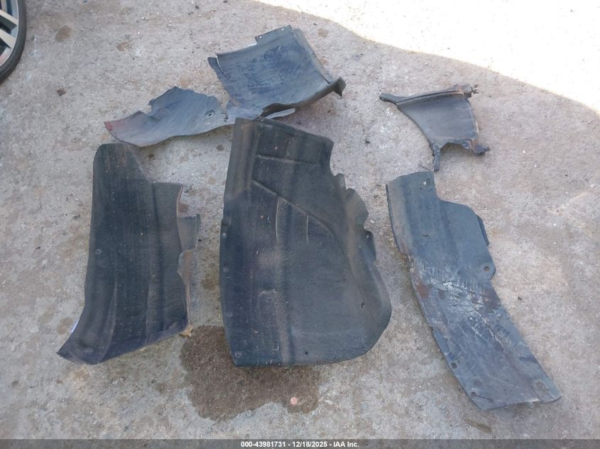 2019 Hyundai Elantra Limited VIN: 5NPD84LF9KH437440 Lot: 43981731