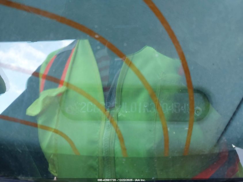 2001 Chrysler Town & Country Lxi VIN: 2C8GP54L01R320484 Lot: 43981739