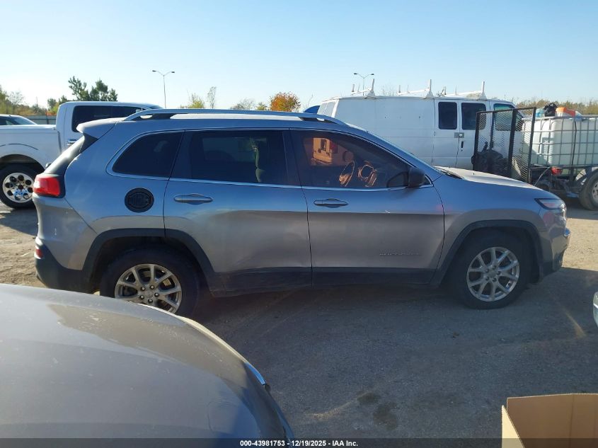 2016 Jeep Cherokee Latitude VIN: 1C4PJLCS3GW371297 Lot: 43981753