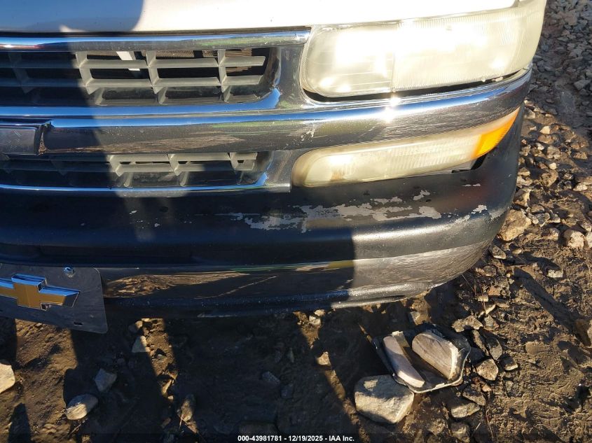 2004 Chevrolet Tahoe Ls VIN: 1GNEC13V44R286583 Lot: 43981781