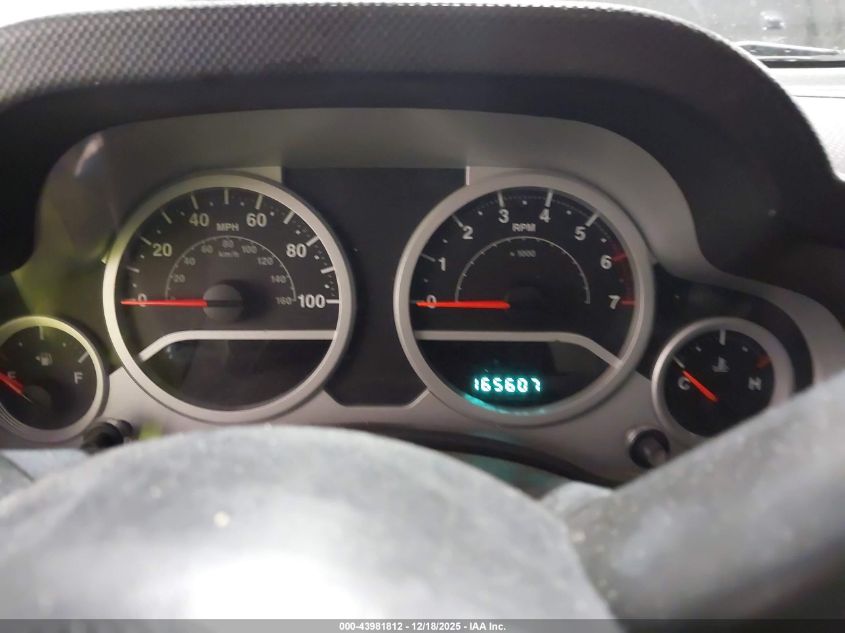 2007 Jeep Wrangler Unlimited Sahara VIN: 1J8GA59117L178344 Lot: 43981812