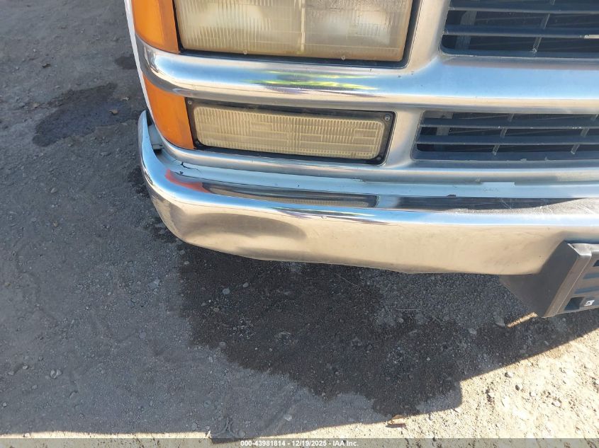 1998 Chevrolet C1500 Fleetside VIN: 1GCEC19M7WE184700 Lot: 43981814