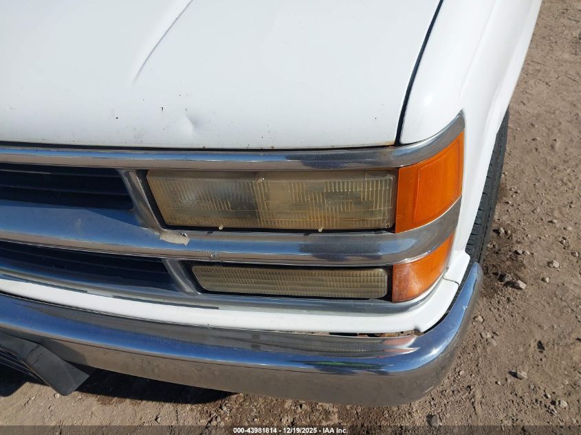 1998 Chevrolet C1500 Fleetside VIN: 1GCEC19M7WE184700 Lot: 43981814