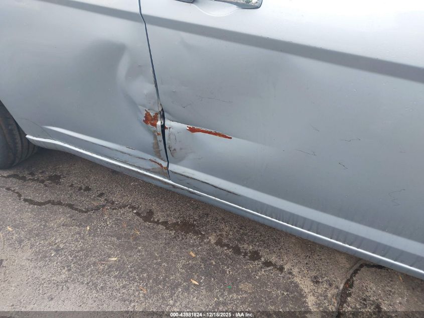 2013 Chrysler 200 Limited VIN: 1C3CCBCG4DN583310 Lot: 43981824