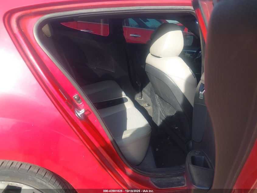 2013 Hyundai Veloster Base W/Gray VIN: KMHTC6AD0DU105401 Lot: 43981825