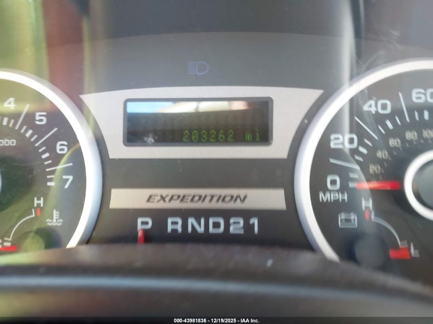 2005 Ford Expedition Eddie Bauer/King Ranch VIN: 1FMFU17545LB03297 Lot: 43981836