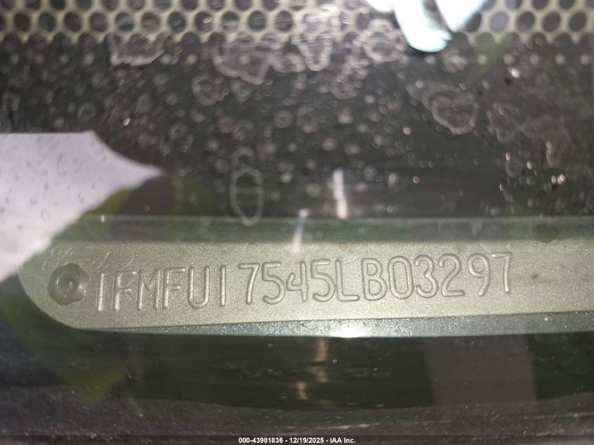 2005 Ford Expedition Eddie Bauer/King Ranch VIN: 1FMFU17545LB03297 Lot: 43981836