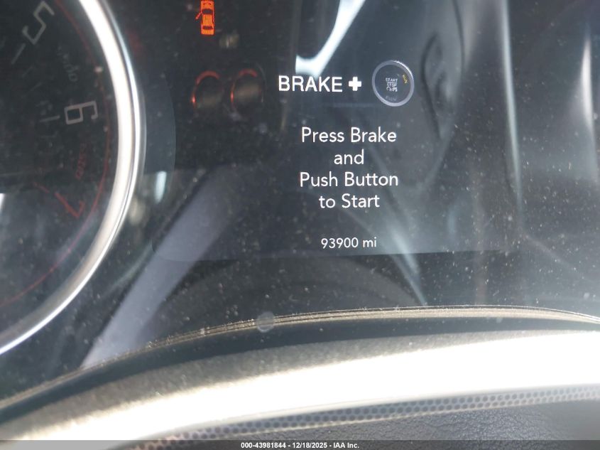 2018 Dodge Challenger Sxt Plus VIN: 2C3CDZAG8JH305586 Lot: 43981844