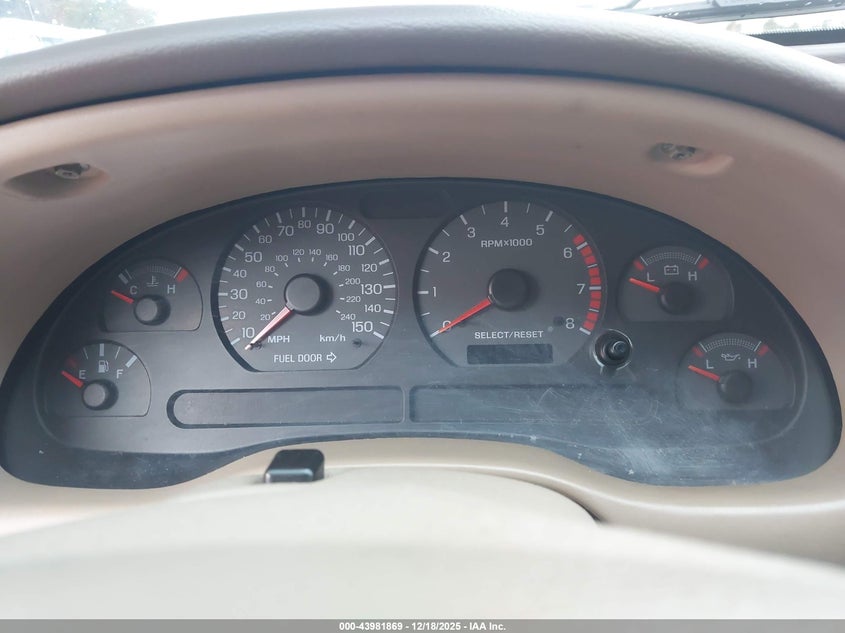 1FAFP45X1YF216781 2000 FORD MUSTANG photo no. 7