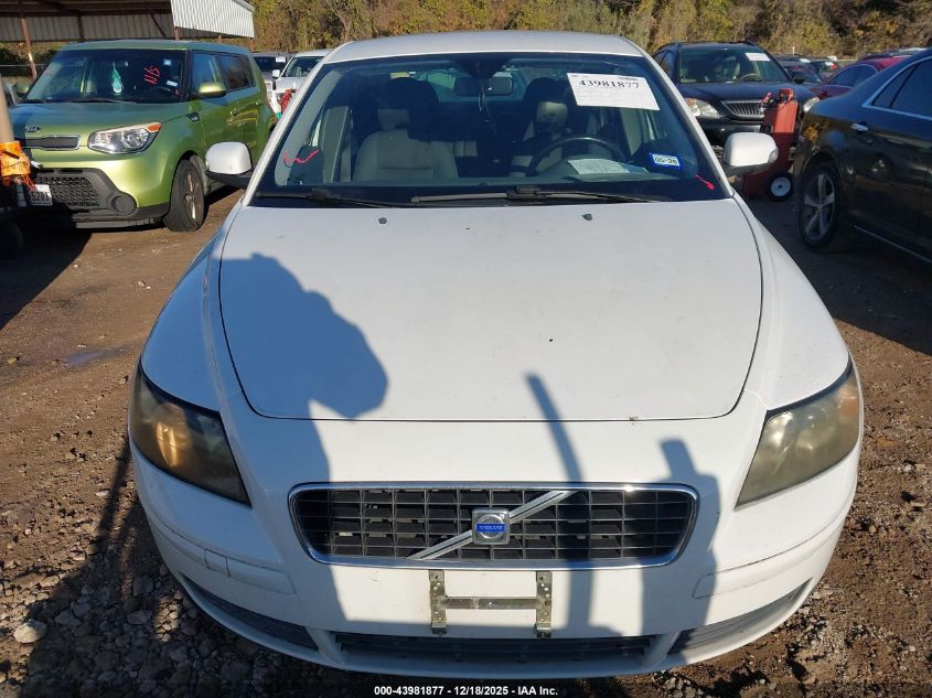 2007 Volvo S40 2.4I VIN: YV1MS382472273017 Lot: 43981877