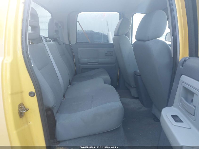 2006 Dodge Dakota Slt VIN: 1D7HW48NX6S695616 Lot: 43981889