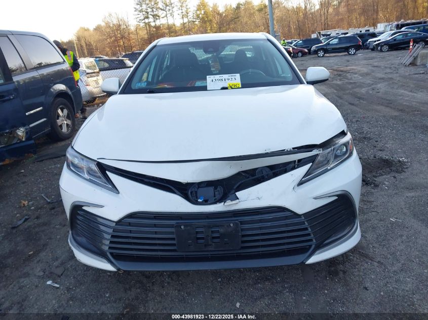 2022 Toyota Camry Le Hybrid VIN: 4T1C31AKXNU579472 Lot: 43981923