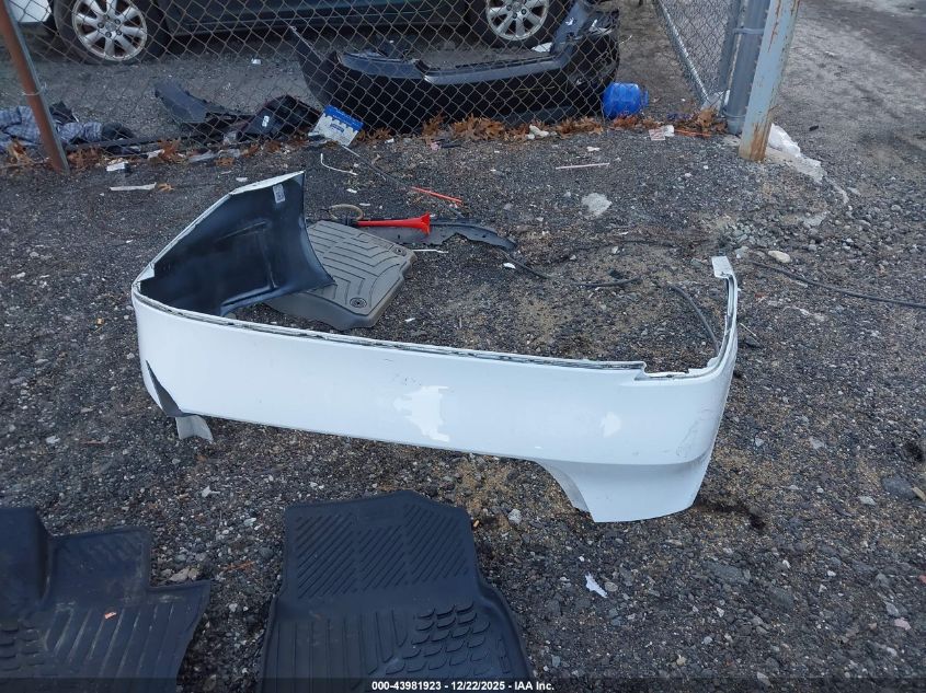 2022 Toyota Camry Le Hybrid VIN: 4T1C31AKXNU579472 Lot: 43981923