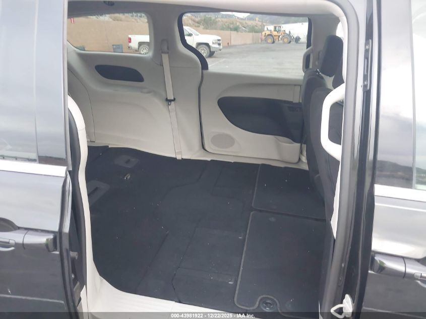 2022 Chrysler Voyager Lx VIN: 2C4RC1CG0NR152905 Lot: 43981922