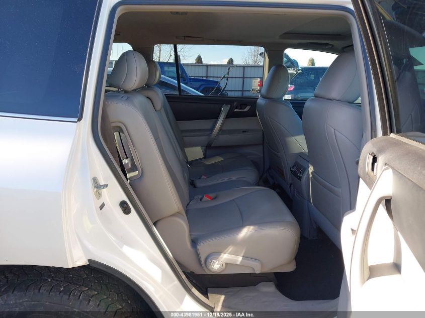 2013 Toyota Highlander Se V6 VIN: 5TDBK3EH7DS267917 Lot: 43981951