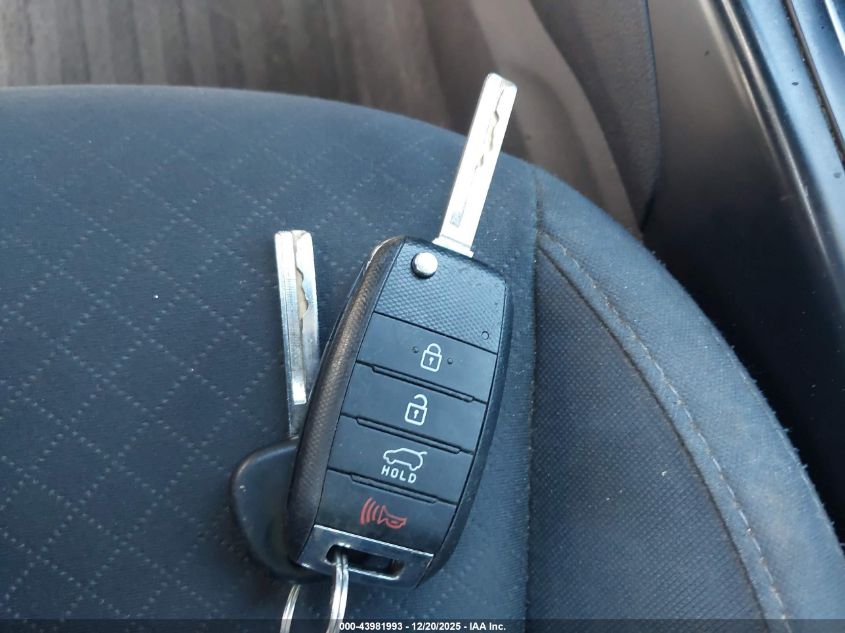 2019 Kia Sorento 2.4L L VIN: 5XYPG4A3XKG540589 Lot: 43981993