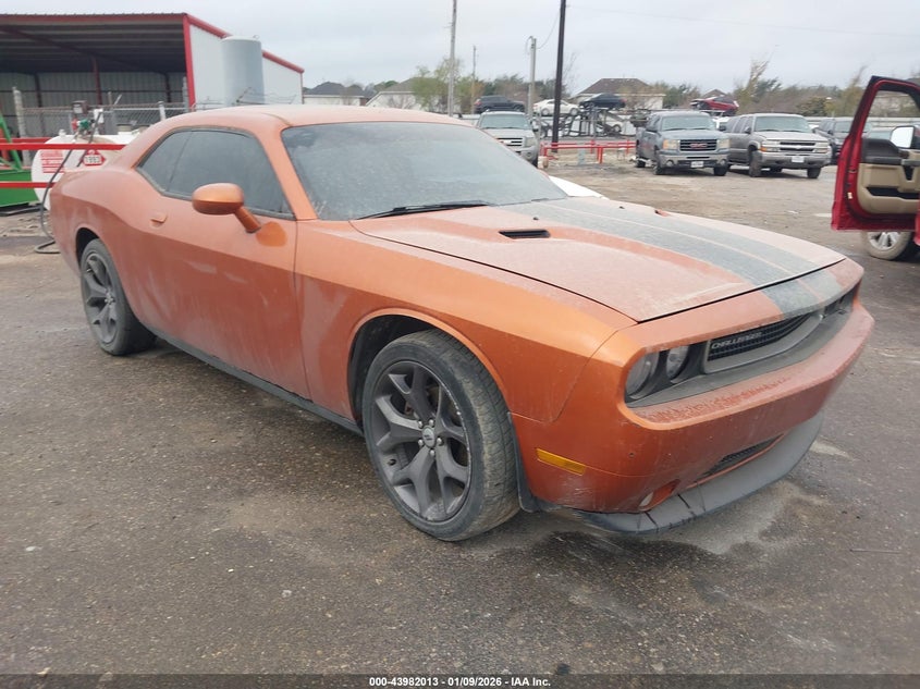 Vin: 2b3cj4dg2bh605145, lot: 44477721, dodge challenger 2011 img_1