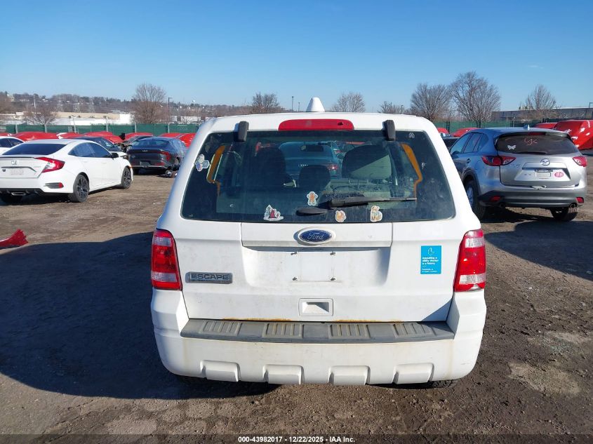 2011 Ford Escape Xls VIN: 1FMCU0C75BKC18058 Lot: 43982017