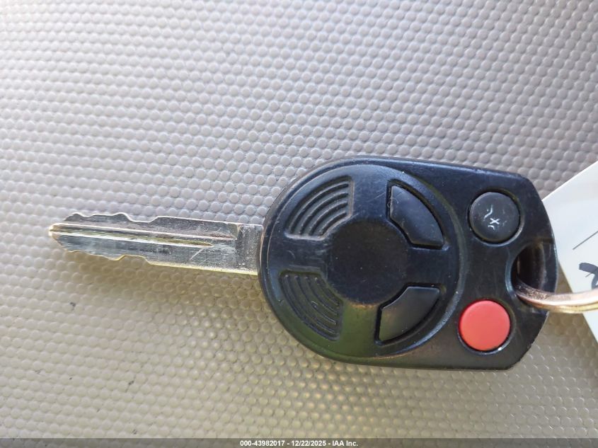 2011 Ford Escape Xls VIN: 1FMCU0C75BKC18058 Lot: 43982017