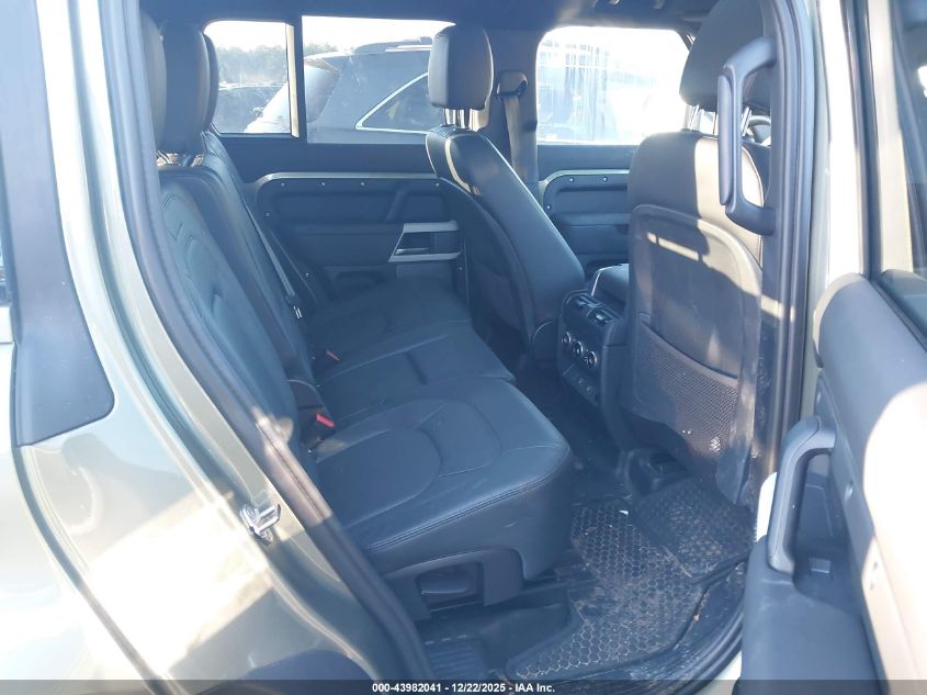 2024 Land Rover Defender 110 P300 VIN: SALEJEEX7R2325776 Lot: 43982041