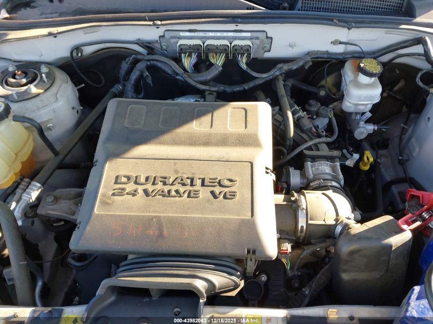 2010 Ford Escape Limited VIN: 1FMCU0EG5AKC61195 Lot: 43982043