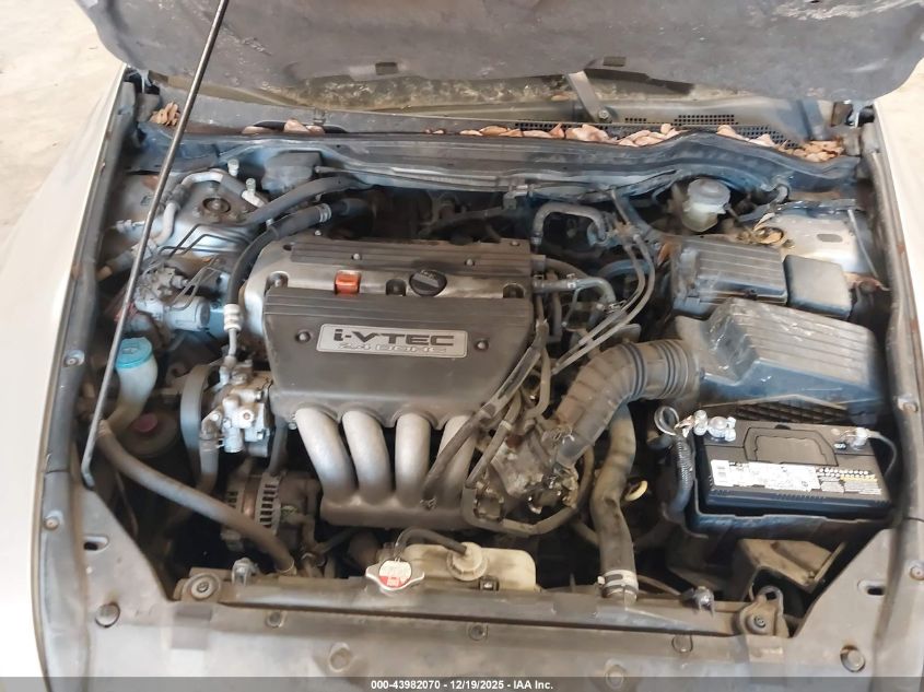 2004 Honda Accord 2.4 Ex VIN: JHMCM56894C002201 Lot: 43982070