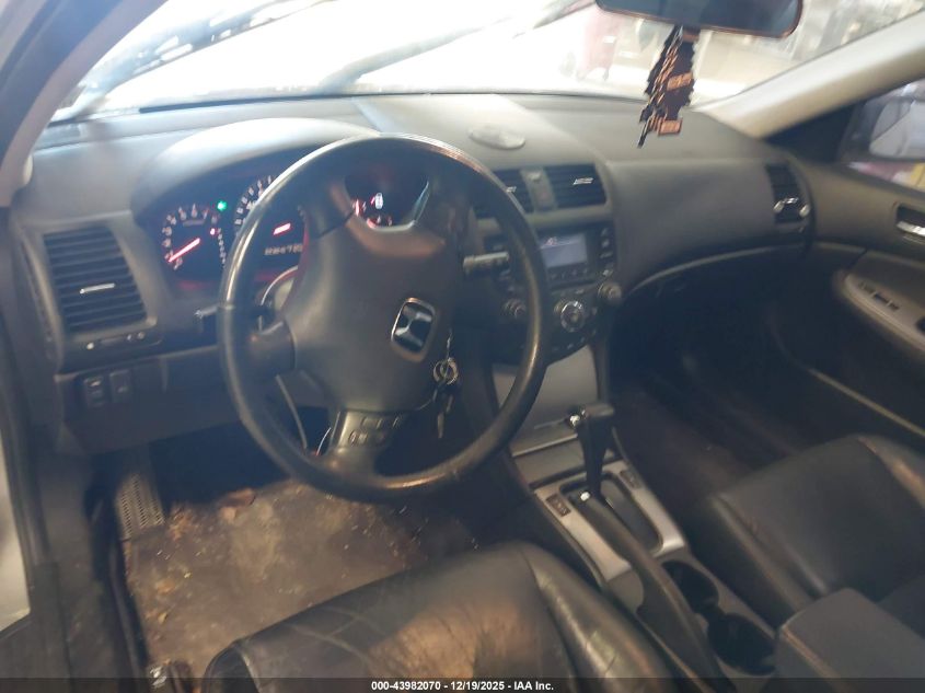 2004 Honda Accord 2.4 Ex VIN: JHMCM56894C002201 Lot: 43982070