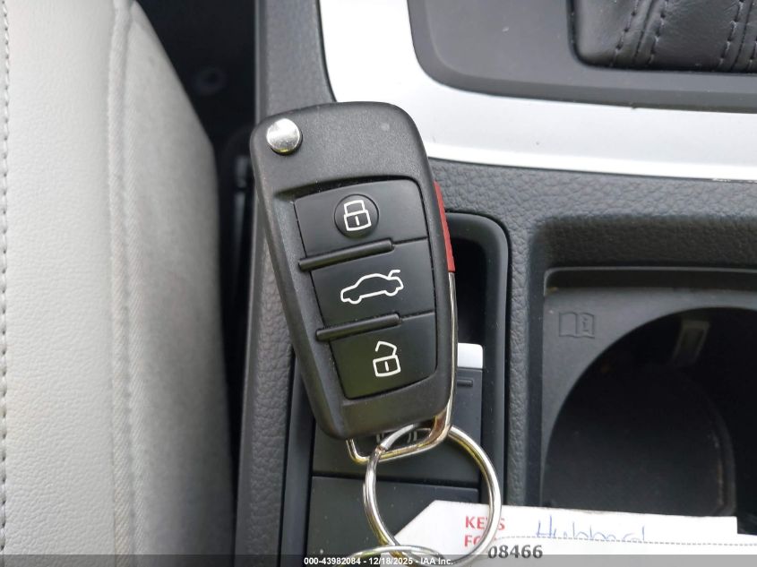 2020 Audi Q3 Premium Plus 45 Tfsi S Line Quattro Tiptronic VIN: WA1EECF38L1097290 Lot: 43982084