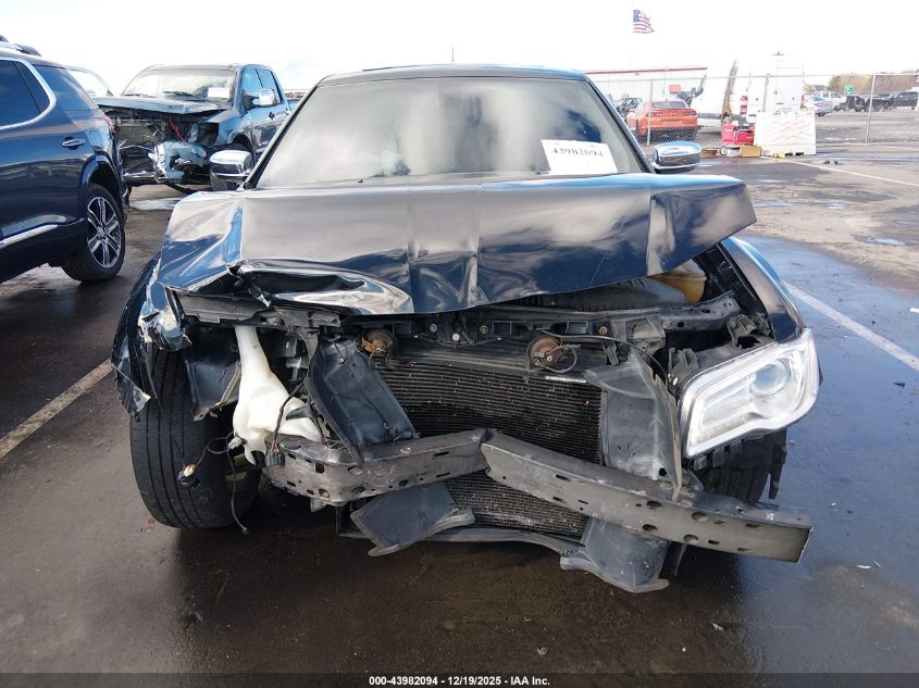 2015 Chrysler 300C VIN: 2C3CCAEGXFH853353 Lot: 43982094