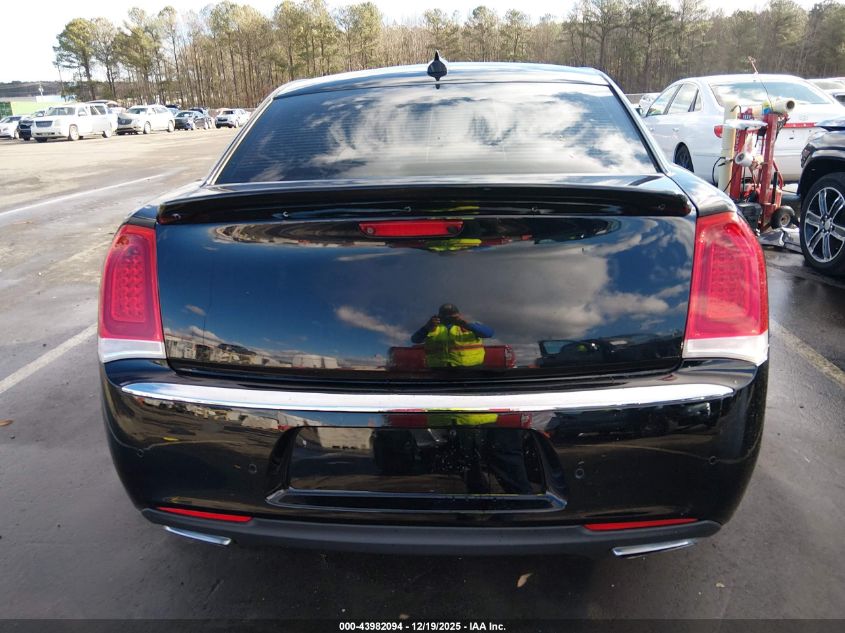 2015 Chrysler 300C VIN: 2C3CCAEGXFH853353 Lot: 43982094