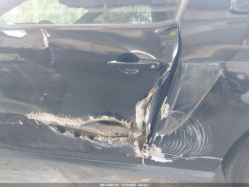 2012 Ford Mustang V6 Premium VIN: 1ZVBP8AM4C5215647 Lot: 43982120