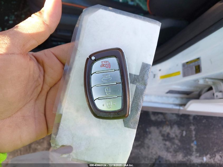 2015 Hyundai Sonata Sport 2.0T VIN: 5NPE34AB7FH100001 Lot: 43982124