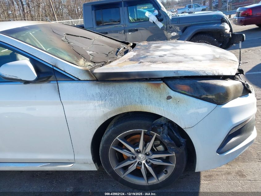 2015 Hyundai Sonata Sport 2.0T VIN: 5NPE34AB7FH100001 Lot: 43982124