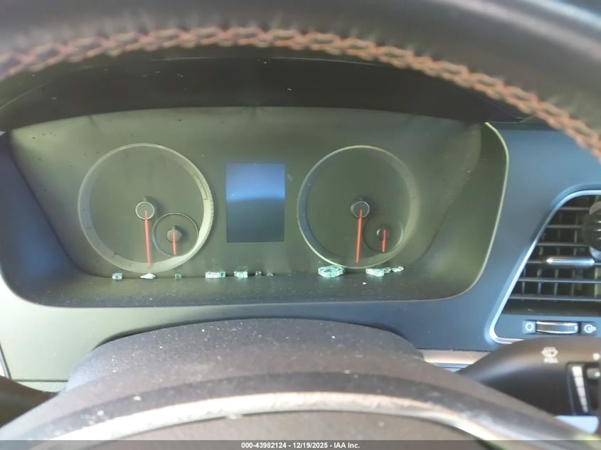 2015 Hyundai Sonata Sport 2.0T VIN: 5NPE34AB7FH100001 Lot: 43982124