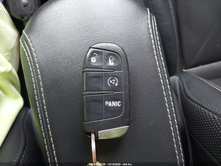 2017 Jeep Renegade Limited 4X4 VIN: ZACCJBDB7HPF05217 Lot: 43982126