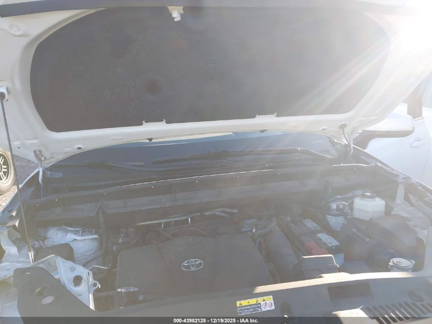 2022 Toyota Highlander Xle VIN: 5TDHZRBH3NS207888 Lot: 43982128