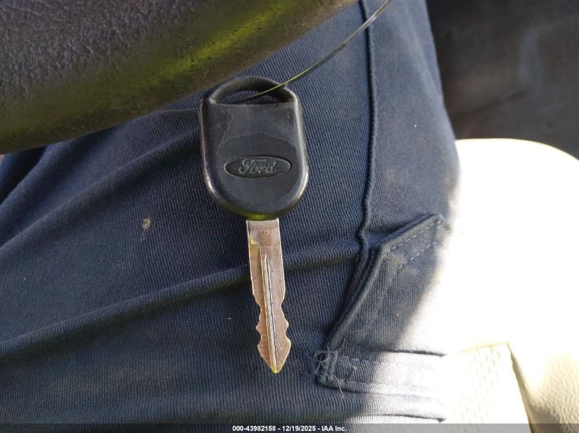 2005 Ford F-150 Stx/Xl/Xlt VIN: 1FTRX12W35FA91330 Lot: 43982158