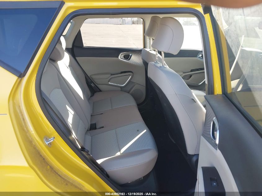 2020 Kia Soul Lx VIN: KNDJ23AU7L7068003 Lot: 43982163