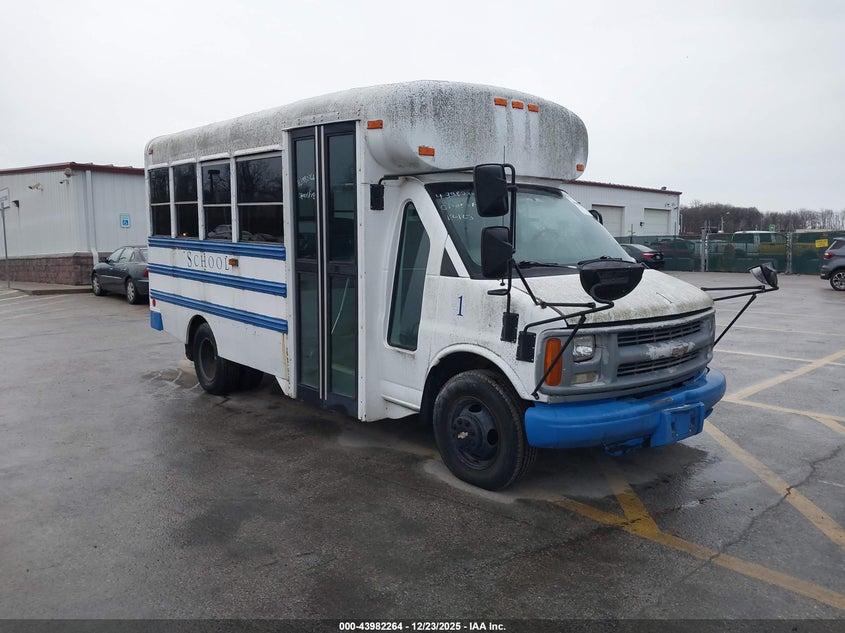 2000 CHEVROLET EXPRESS COMM CUTAWAY