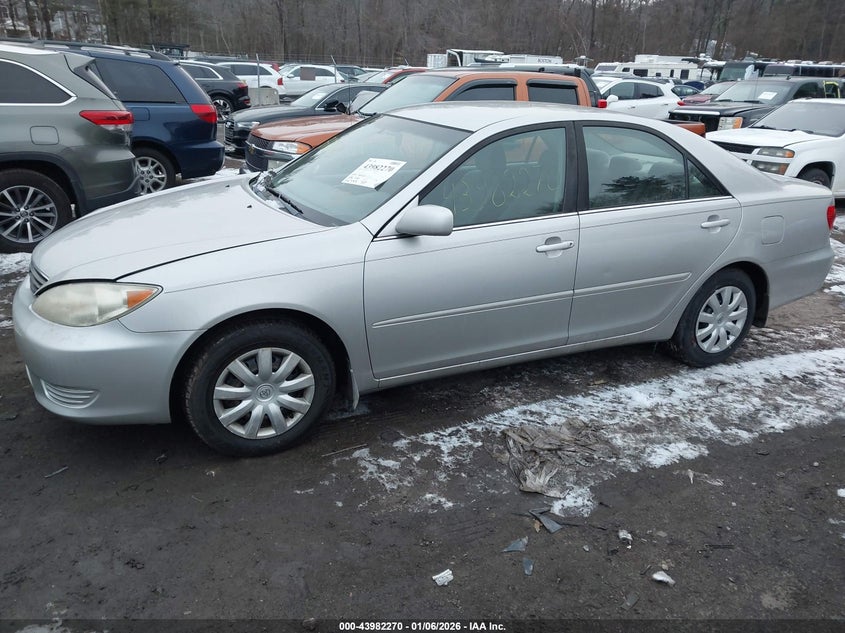 2005 Toyota Camry Le