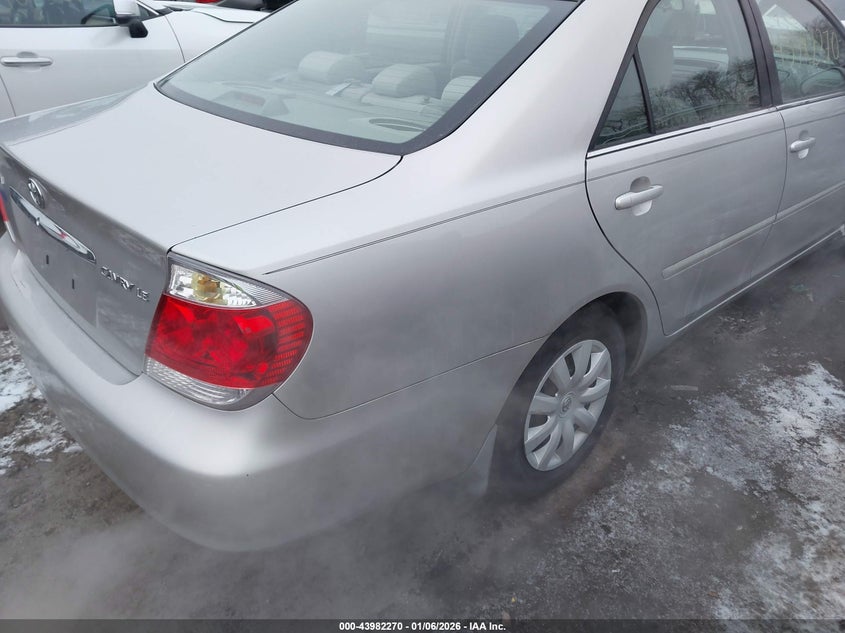 2005 Toyota Camry Le