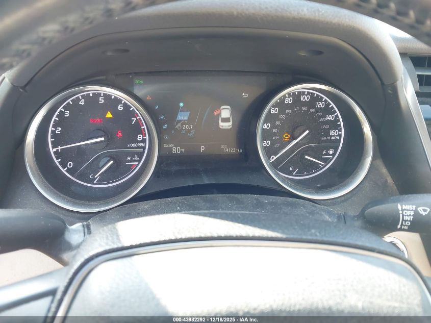 2018 Toyota Camry Xle VIN: 4T1B11HK0JU054518 Lot: 43982292