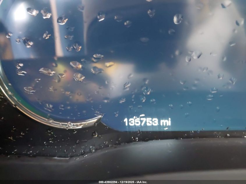 2018 Cadillac Escalade Esv Platinum VIN: 1GYS4KKJXJR275297 Lot: 43982294