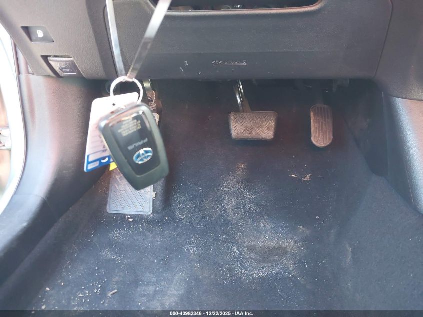 2018 Toyota Prius Three VIN: JTDKARFU3J3067521 Lot: 43982346